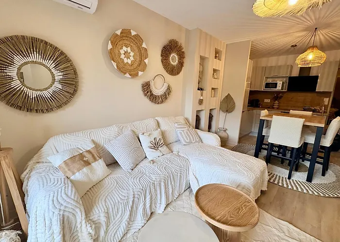 à 100m Magnifique T2 Avec Jardin Privé Apartamento Saint-Raphaël