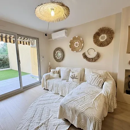 A 100m Magnifique T2 Avec Jardin Prive